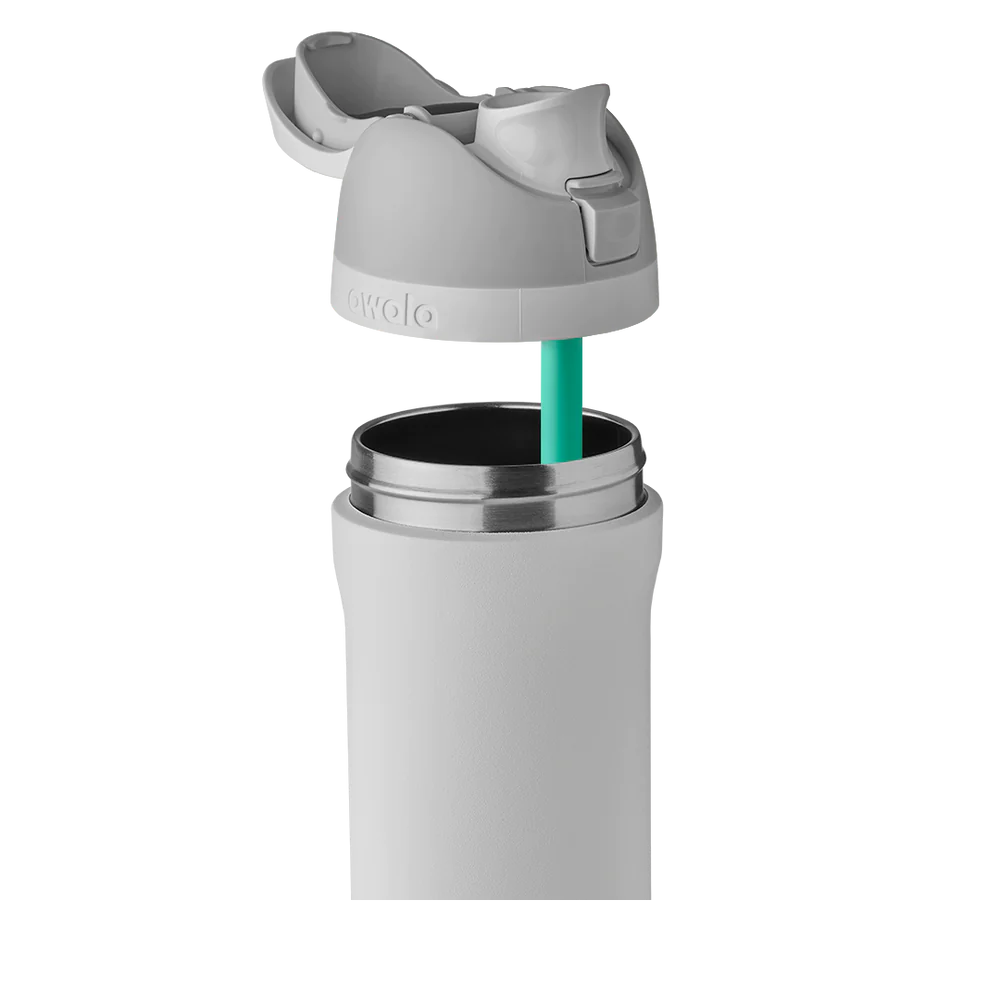 split lid and straw owala