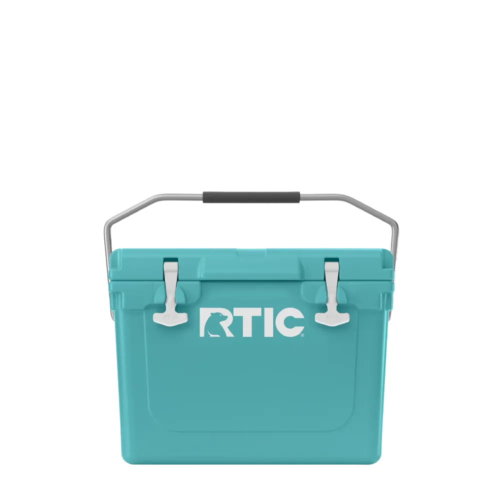 Front customization side of the RTIC Ultra-Tough Cooler 20 qt in Lagoon
