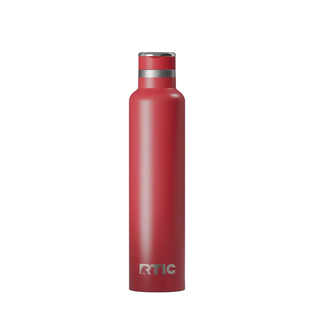 Back customization side of the RTIC Journey Bottle 26 oz in Flag Red