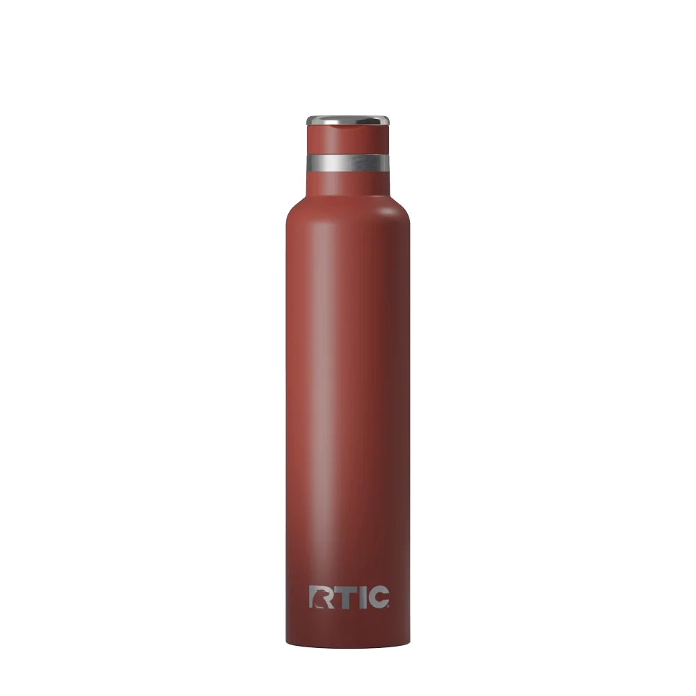 Back customization side of the RTIC Journey Bottle 26 oz in Black Cherry