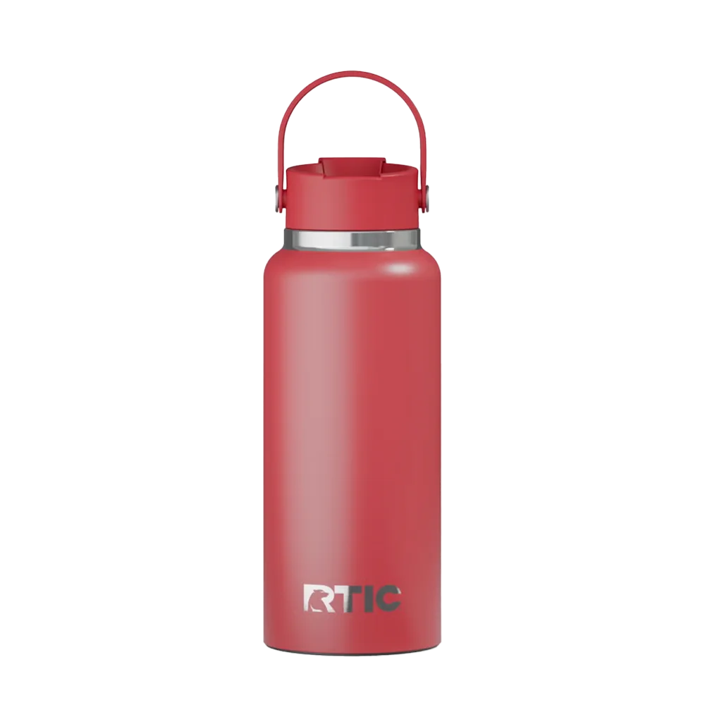 Back customization side of the RTIC Outback Bottle 32 oz in Flag Red