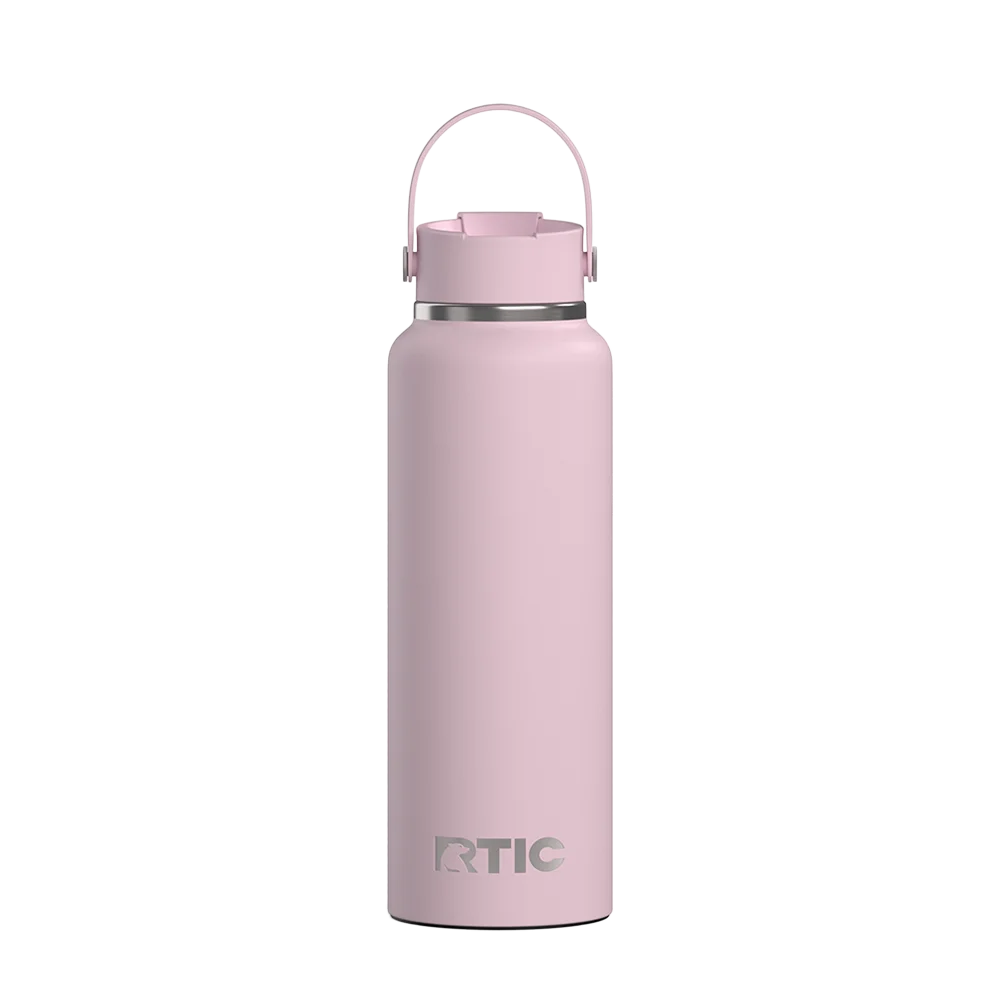 Back customization side of the RTIC Outback Bottle 40 oz in Pale Pink