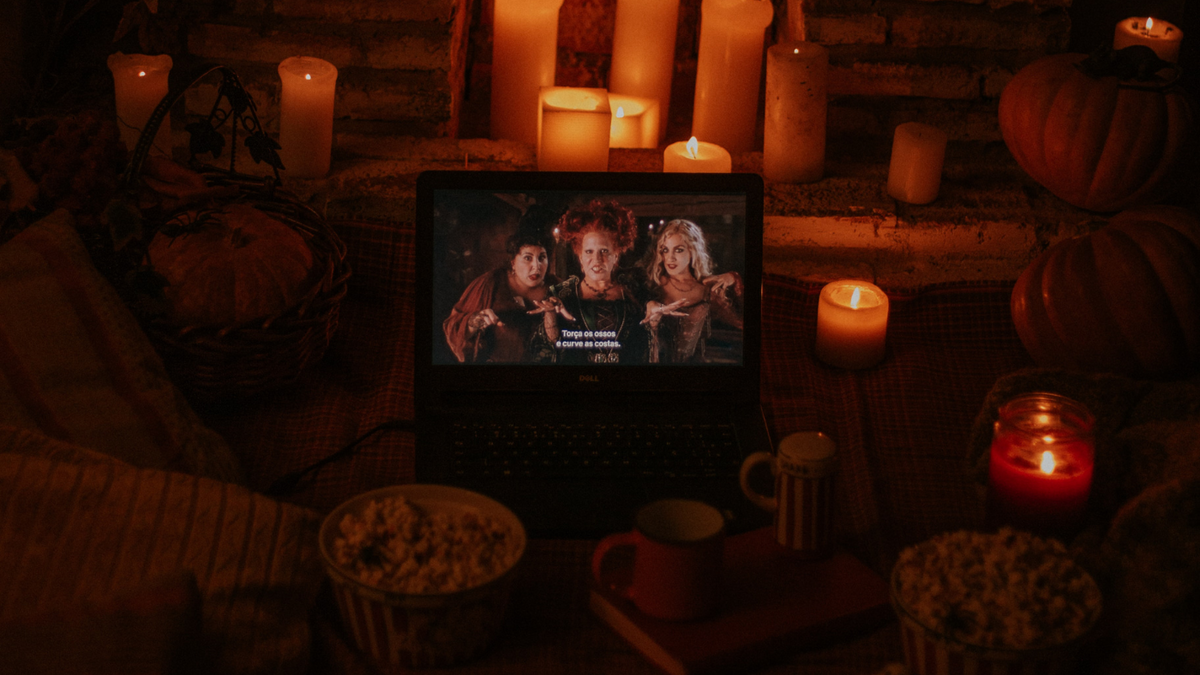 Halloween movie date