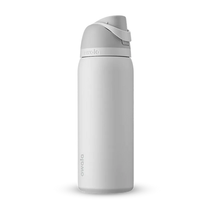 Owala Freesip 32 oz in Shy Marshmallow 