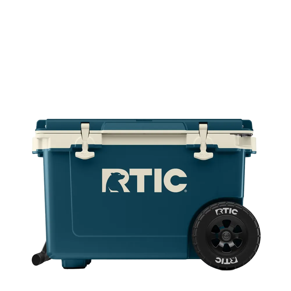 RTIC Ultra Light 52 qrt cooler with wheels 