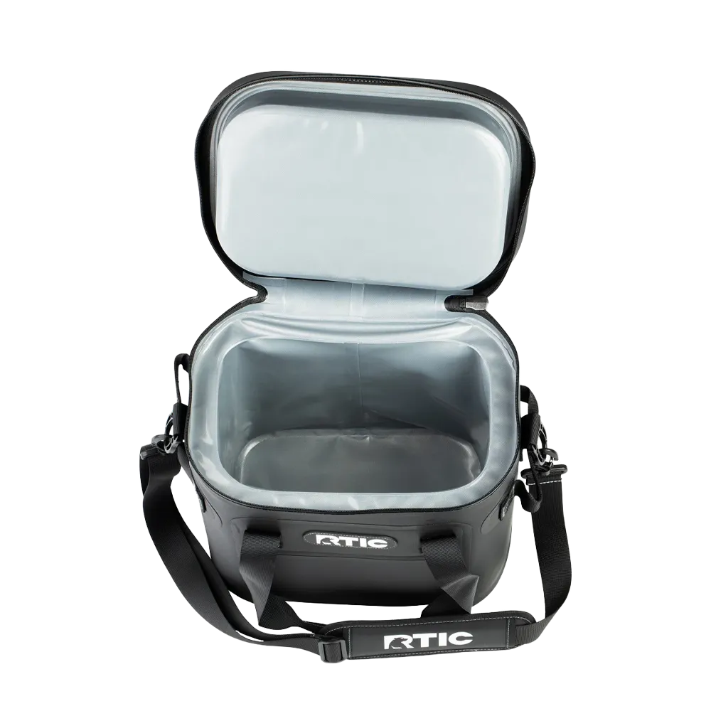 RTIC Ultra-Tough Cooler 20 Can