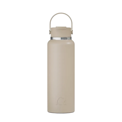 Front customization side of the RTIC Outback Bottle 40 oz in Beach 