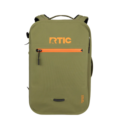 Front customization side of the RTIC Ultra-Dry Backpack 26 lt in Olive and Orange 