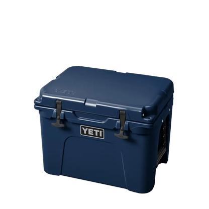 YETI Tundra® Hard Cooler 39 can Navy 