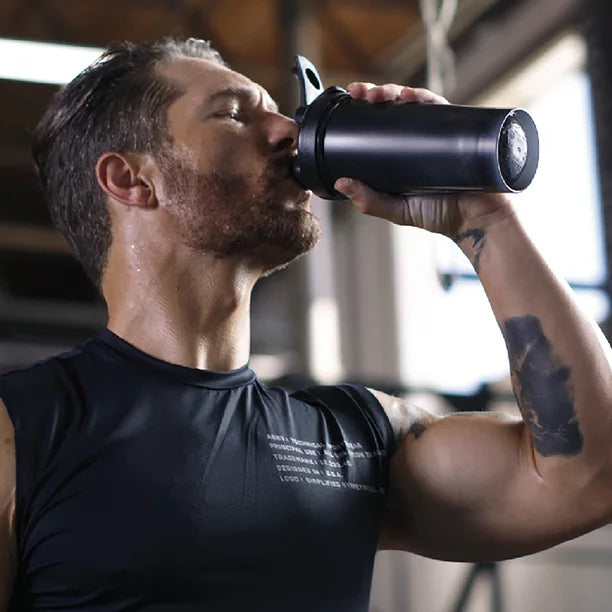 Classic V2 | 28 oz Protein Shaker Bottle